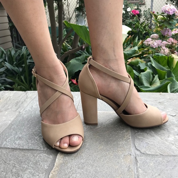 New Open CrissCross chunky last one make offer! - Picture 4 of 8